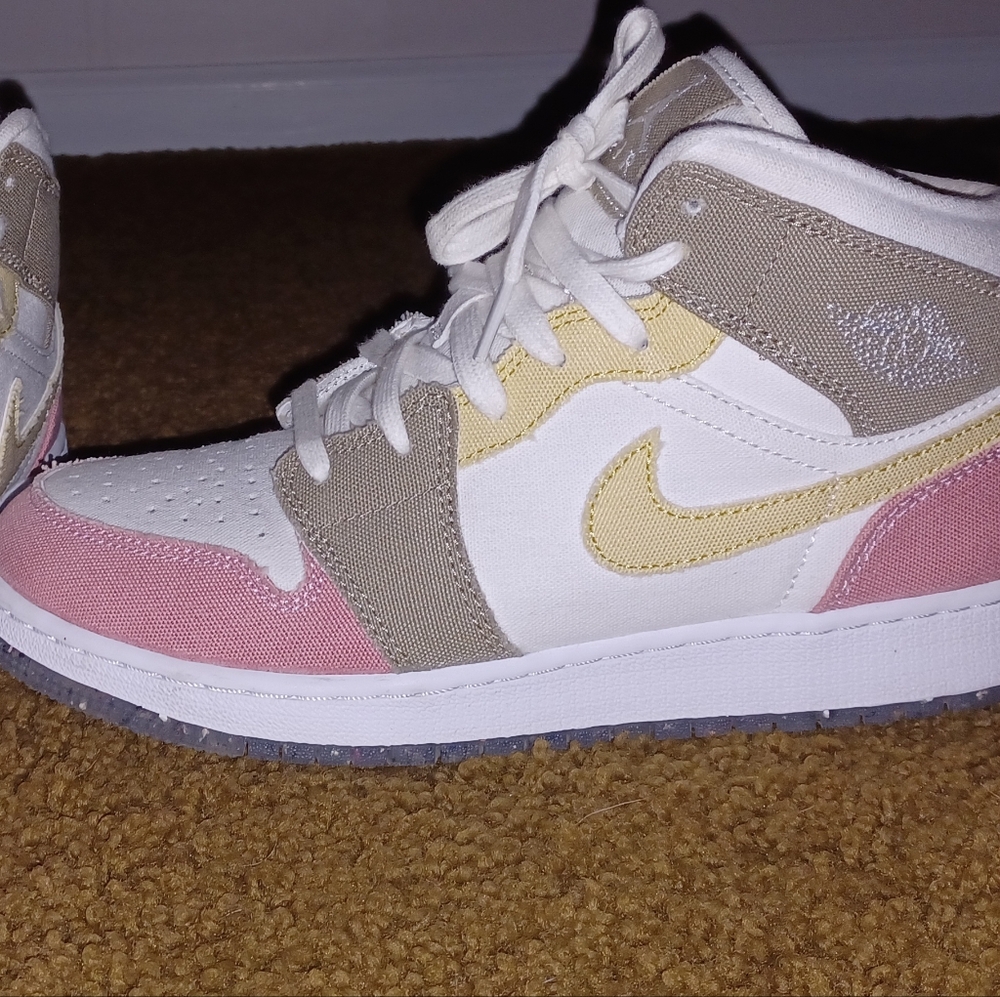 Nike mid Air Jordan I